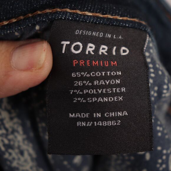 Torrid boyfriend Jeans Raw Hem size 26 - Picture 4 of 4